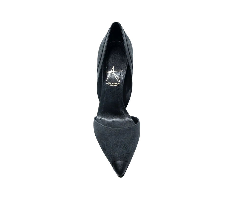 Abel Muñoz Grey Pump